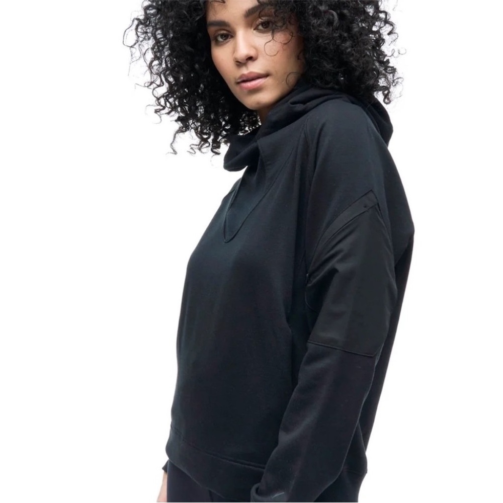 Indyeva Bunda Il Pullover Fleece Hoodie in Black Size Small Athleisure Comfort - Picture 2 of 7